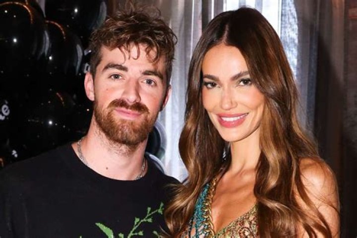 Selena Gomez, Eve Jobs & More – Hollywood Life