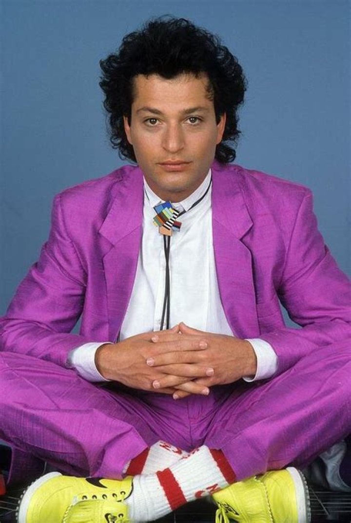 See Photos of the ‘AGT’ Judge – Hollywood Life