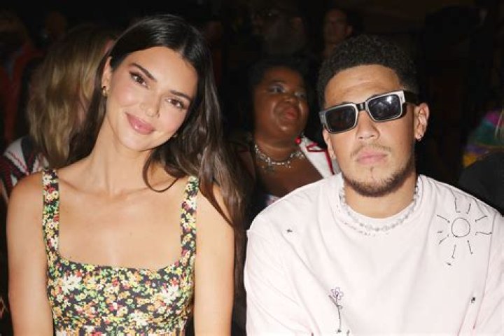 Kendall Jenner Holds Hands With Devin Booker On Double Date Night With Justin & Hailey