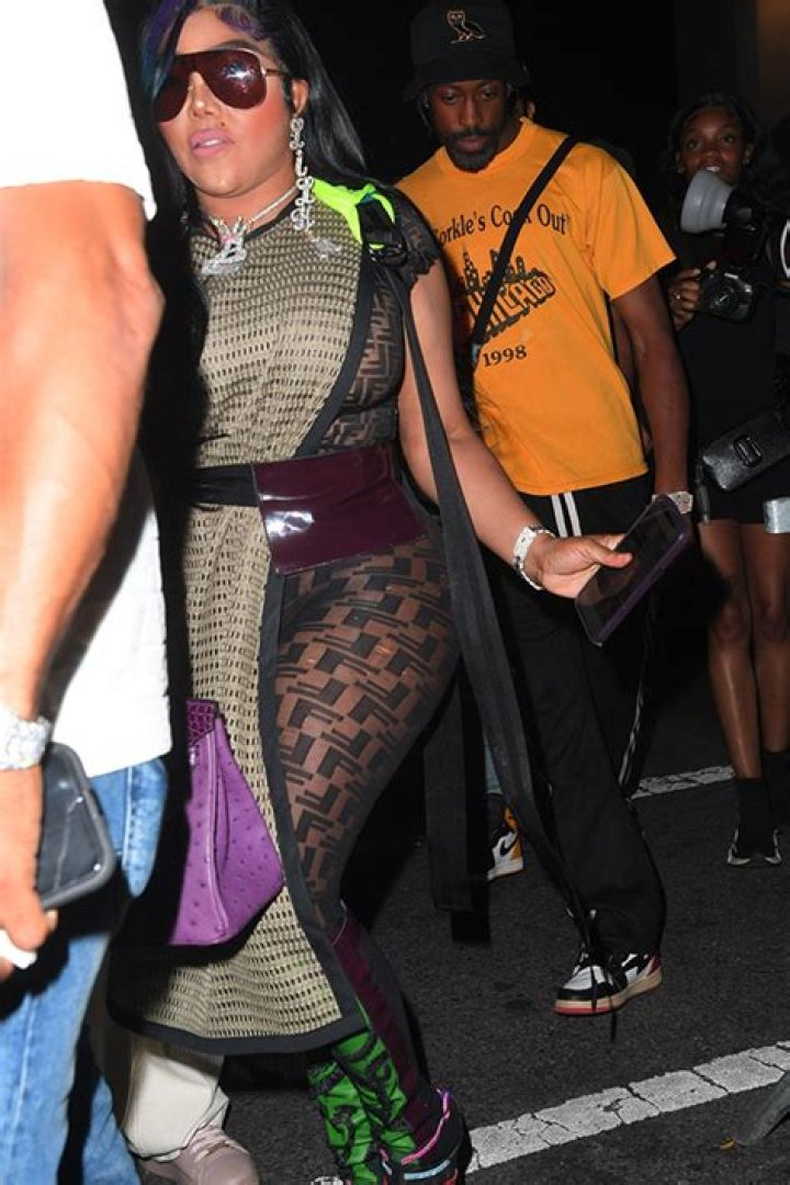 Lil’ Kim’s Sheer Bodysuit At Drake’s After Party: Photos – Hollywood Life
