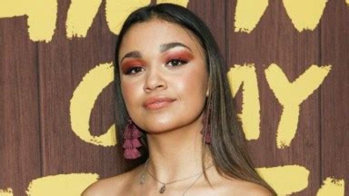 ‘Outer Banks’ Star Reveals Boo – Hollywood Life