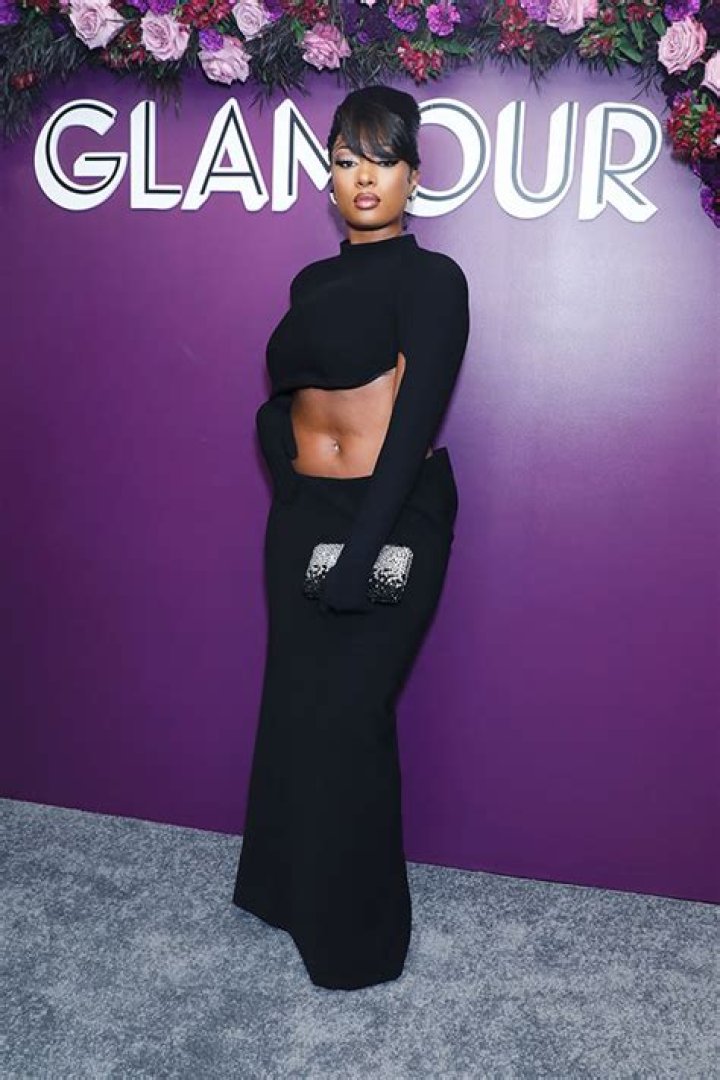 Megan Thee Stallion’s Cutout Black Dress At 2021 Glamour Women of the Year Awards – Hollywood Life