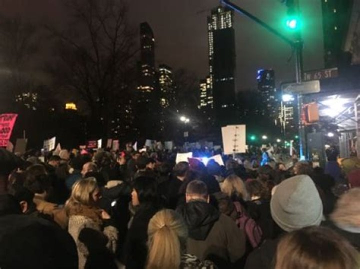 Michael Moore’s Anti-Trump Protest — PICS