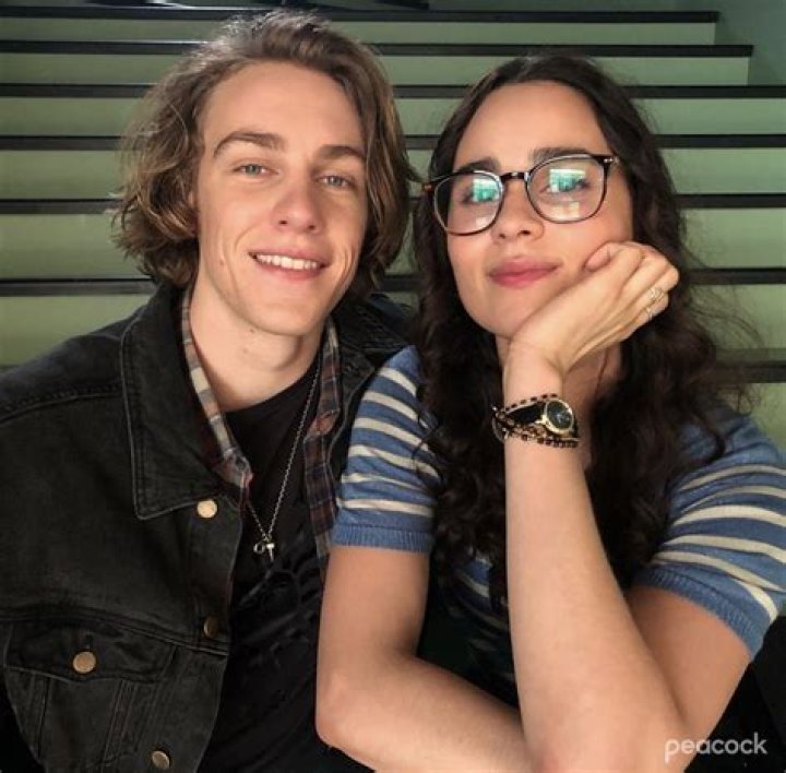 Marianly Tejada On Bronwyn & Nate – Hollywood Life