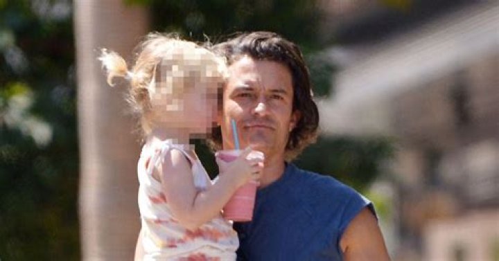 Orlando Bloom Hopes ‘Daddy’ Will Be Daughter Daisy’s 1st Word: Video – Hollywood Life