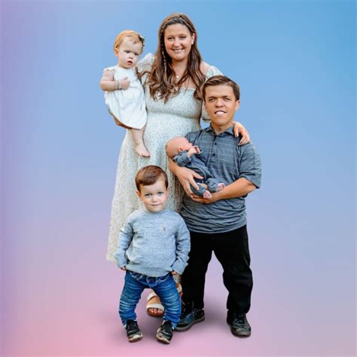 ‘Little People Big World’s Tori Roloff, 28, Reveals Post-Baby Body 1 Month After Giving Birth