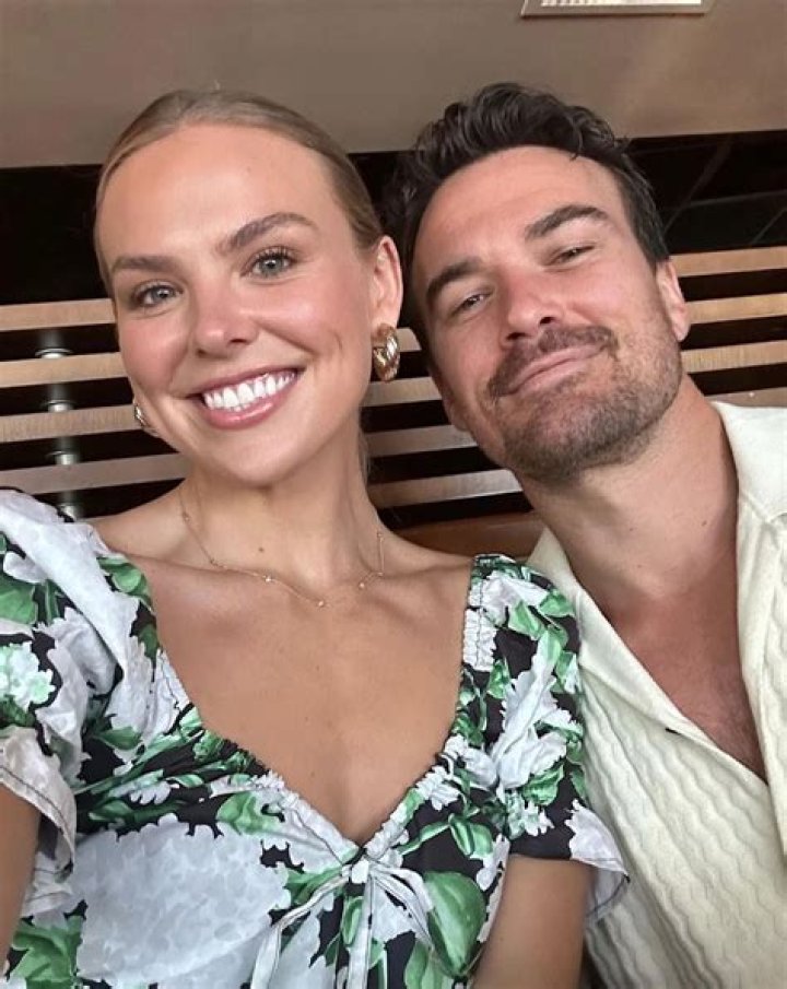 Who Is Adam Woolard? Facts About Hannah Brown’s Fiancé – Hollywood Life