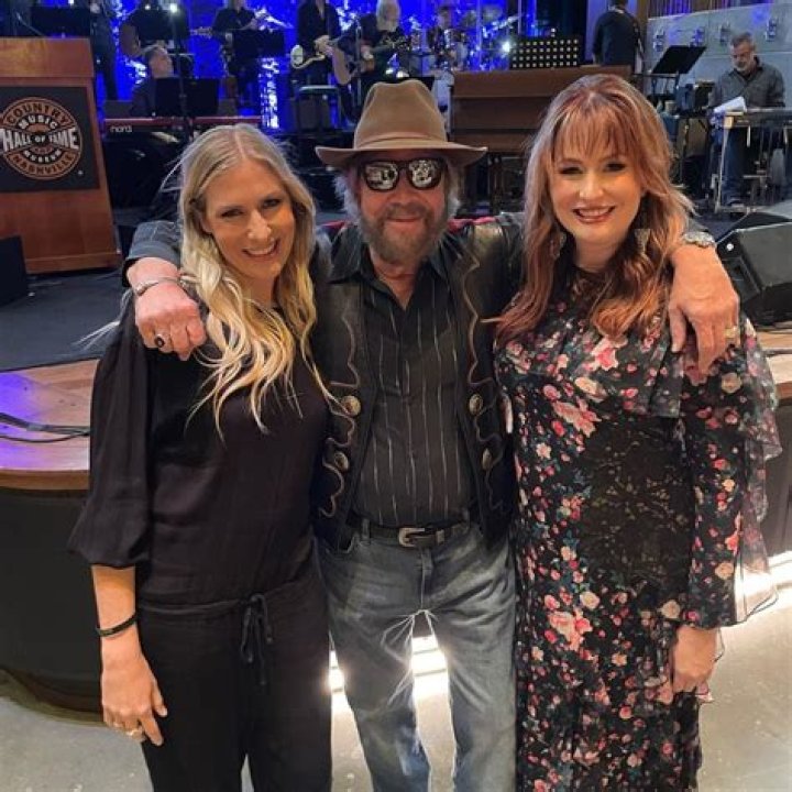 Hilary Williams: 5 Things To Know About The Rising Country Star